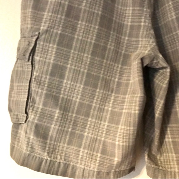 Men’s Dockers Grey & Cream Plaid Cargo Shorts 36 - Picture 7 of 8